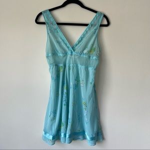 Victoria's Secret Nightgown V Neck Floral Turquoise Adjustable Strap Size Small